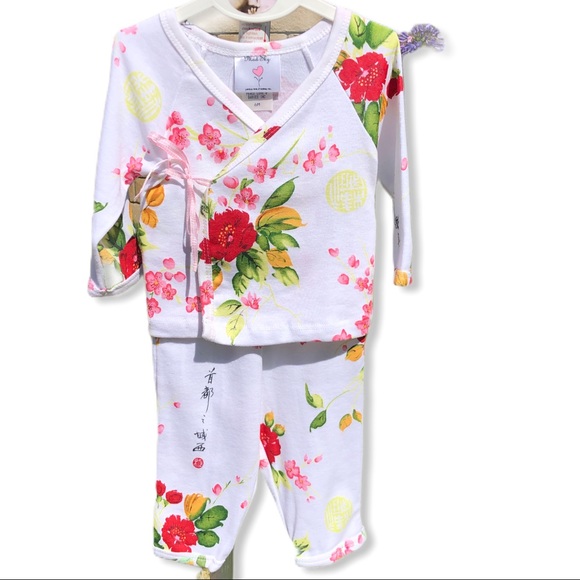 NWT 6 Mo Kimono Set w Hat in Tulle Gift Bag - Picture 16 of 16